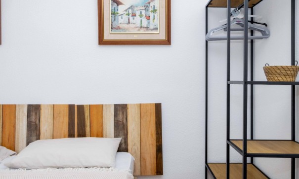 Venta - Casa de pueblo -
Orihuela Costa - La Zenia