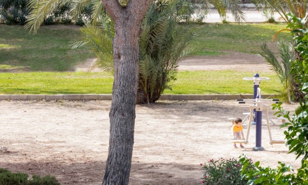 Venta - Casa de pueblo -
Orihuela Costa - La Zenia