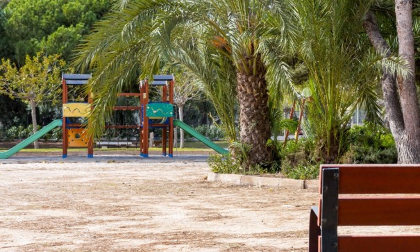 Venta - Casa de pueblo -
Orihuela Costa - La Zenia