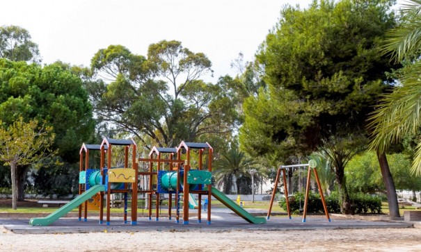 Venta - Casa de pueblo -
Orihuela Costa - La Zenia