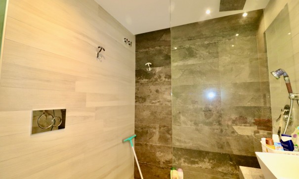 Venta - Apartamento piso -
Guardamar del Segura - Guardamar - El Raso