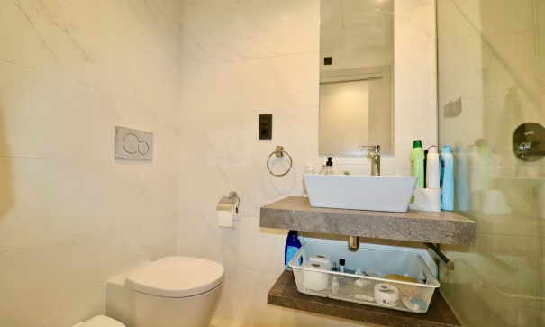 Venta - Apartamento piso -
Guardamar del Segura - Guardamar - El Raso