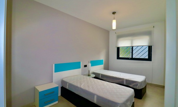 Venta - Apartamento piso -
Guardamar del Segura - Guardamar - El Raso