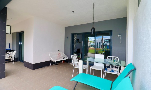 Venta - Apartamento piso -
Guardamar del Segura - Guardamar - El Raso