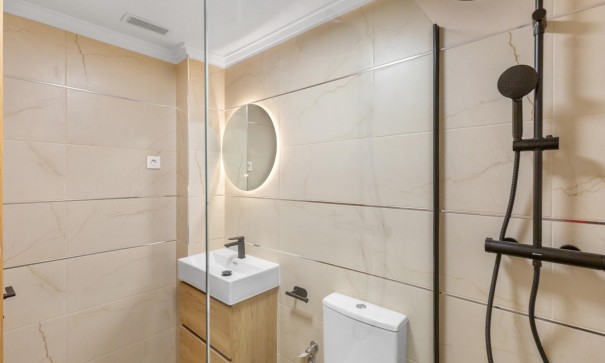 Revente - Appartement -
Torrevieja - Torreblanca