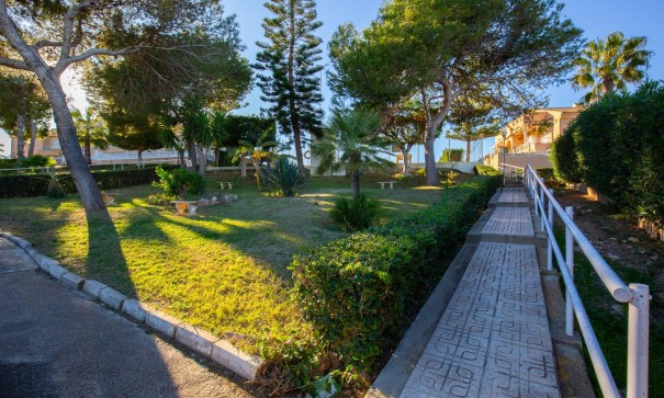 Revente - Appartement -
Torrevieja - Torreblanca