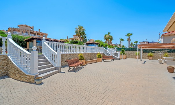 Resale - Freistehende Villa -
Algorfa - Lomas de la Juliana