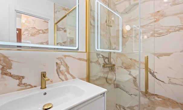 Resale - Wohnung Appartement -
Orihuela Costa - Punta Prima