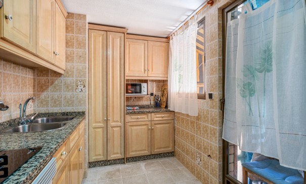 Resale - Wohnung Appartement -
Arenales del Sol - Segunda linea playa