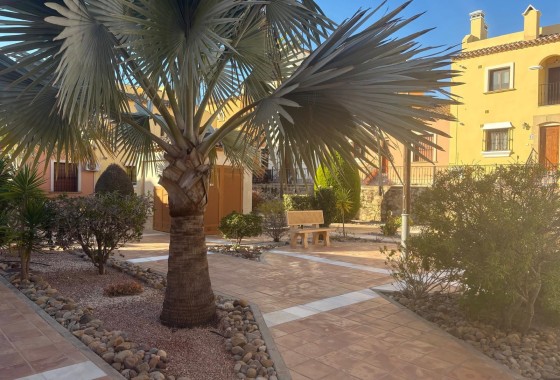 Resale - Stadthaus -
Algorfa - La Finca Golf