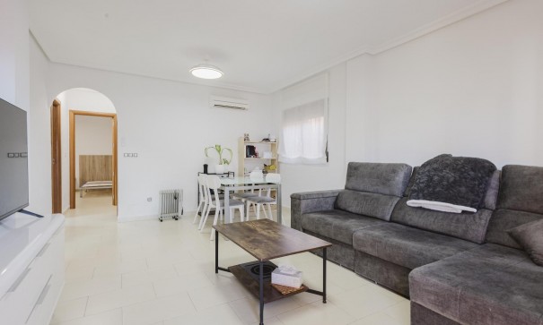 Resale - Villa -
Torrevieja - Aguas Nuevas
