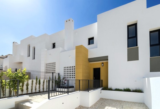 Obra Nueva - Chalet Independiente -
Busot, zona Bonalba Golf (Alicante) - Spain