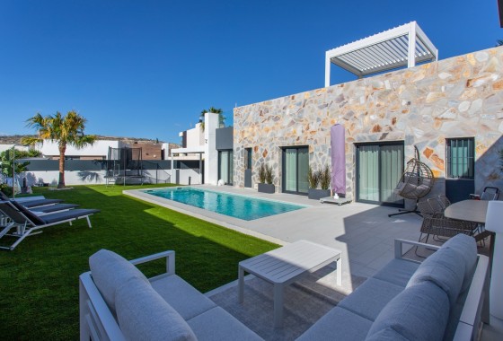 Venta - Chalet Independiente -
Algorfa - La Finca Golf