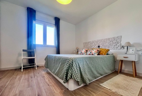 Resale - Wohnung Appartement -
Torrevieja - Punta Prima