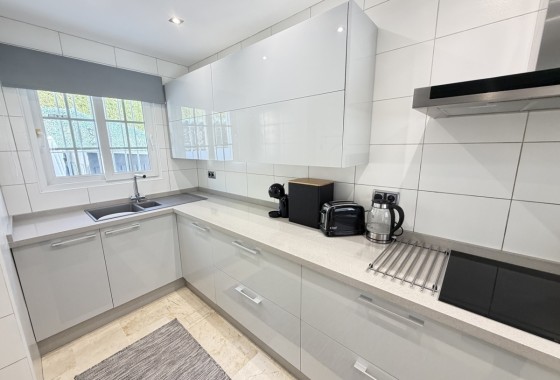 Herverkoop - Vrijstaande Villa -
Los Dolses