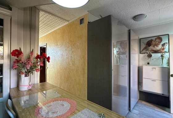 Herverkoop - Apartement Flat -
Torrevieja - Centro