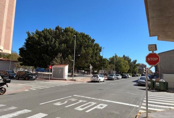 Sale - Apartment Flat -
Almoradí