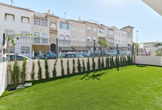 NIEUWBOUW - Lage bungalow -
Torrevieja