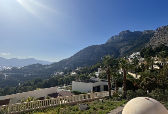 New Build - Freistehende Villa -
Altea