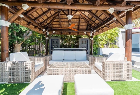 Nowa konstrukcja - Willa wolnostojąca -
Calpe