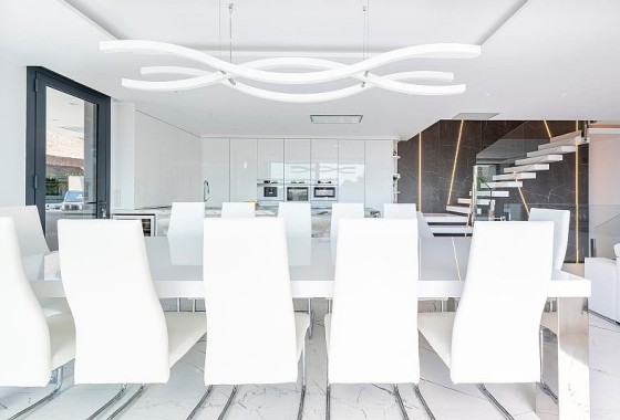 Nowa konstrukcja - Willa wolnostojąca -
Calpe