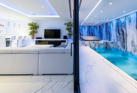 Nowa konstrukcja - Willa wolnostojąca -
Calpe