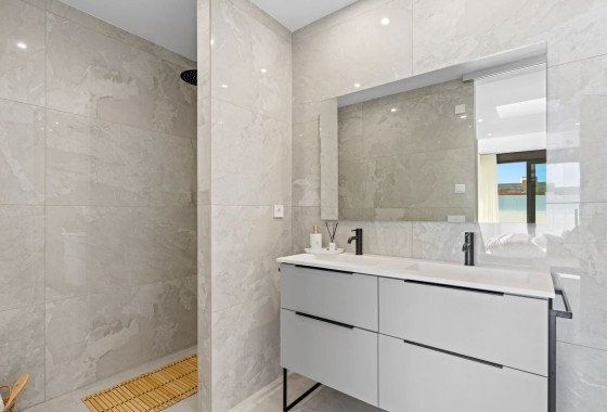 Nowa konstrukcja - Willa wolnostojąca -
Polop