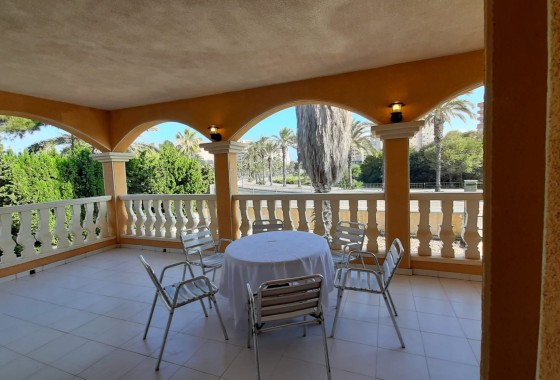 Nouvelle construction - Vrijstaande Villa -
La Manga del Mar Menor