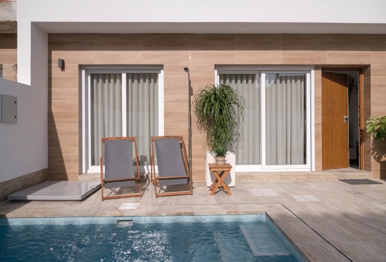 Obra Nueva - Casa de pueblo -
Jerónimo y Avileses