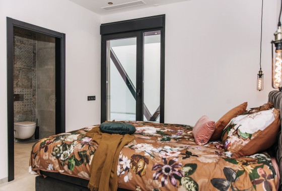 Nowa konstrukcja - Willa wolnostojąca -
Rojales