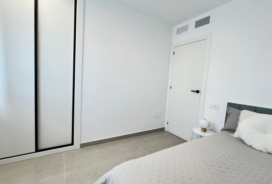 Nowa konstrukcja - Dom miejski -
Benferri