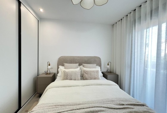 Nowa konstrukcja - Dom miejski -
Benferri