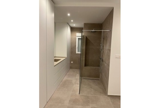 Nowa konstrukcja - Willa wolnostojąca -
La Romana