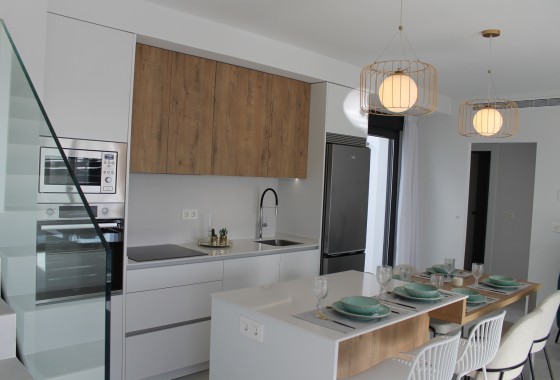 Obra Nueva - Chalet Independiente -
Roldan