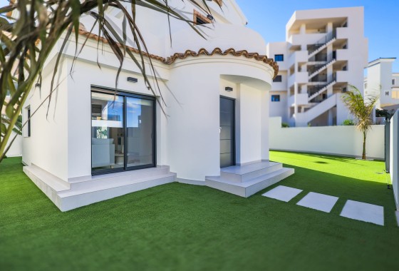 Nouvelle construction - Vrijstaande Villa -
Orihuela Costa