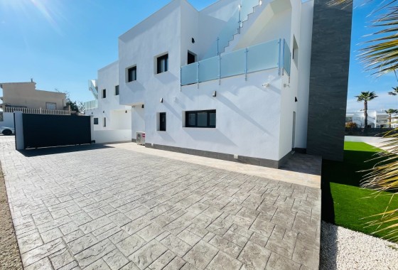 NIEUWBOUW - Vrijstaande Villa -
Torrevieja