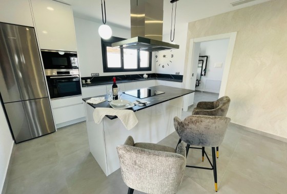 NIEUWBOUW - Vrijstaande Villa -
Torrevieja