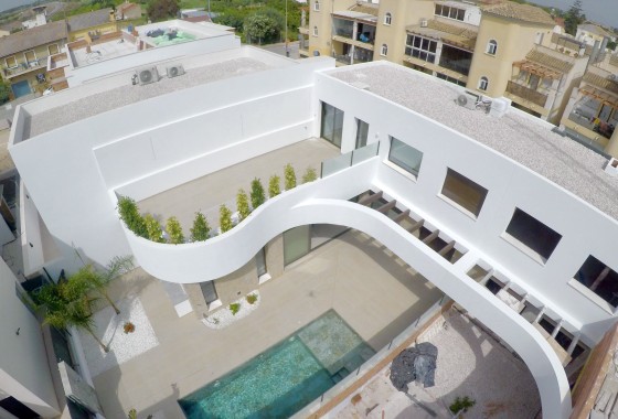 Nowa konstrukcja - Dom miejski -
Heredades