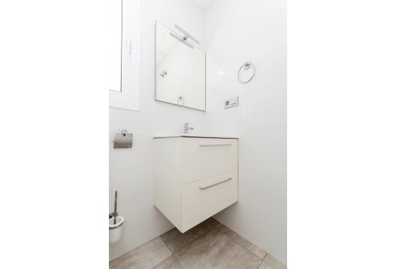 NIEUWBOUW - Stadswoning -
Torrevieja