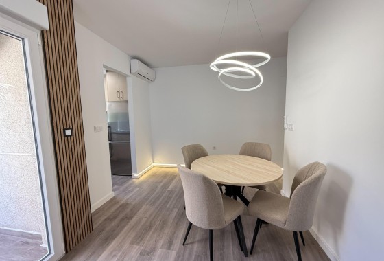 Herverkoop - Apartement Flat -
Torrevieja - Center