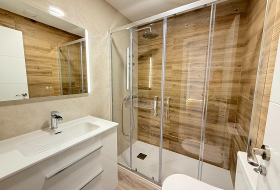 Herverkoop - Apartement Flat -
Torrevieja - Center