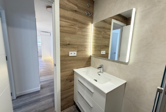 Herverkoop - Apartement Flat -
Torrevieja - Center