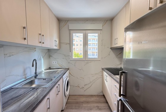 Herverkoop - Apartement Flat -
Torrevieja - Center