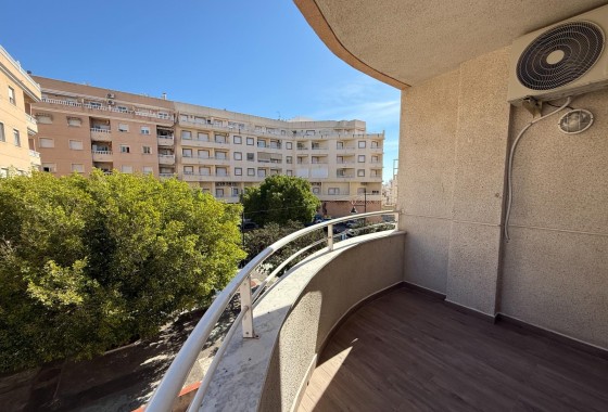 Herverkoop - Apartement Flat -
Torrevieja - Center