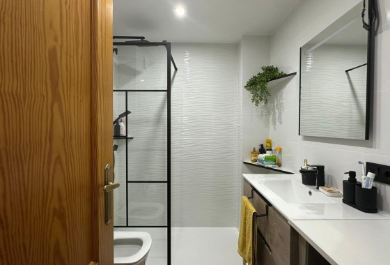 Herverkoop - Apartement Flat -
Torrevieja - Centro