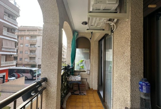 Herverkoop - Apartement Flat -
Torrevieja - Centro