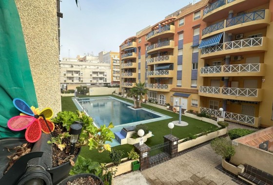 Herverkoop - Apartement Flat -
Torrevieja - Centro