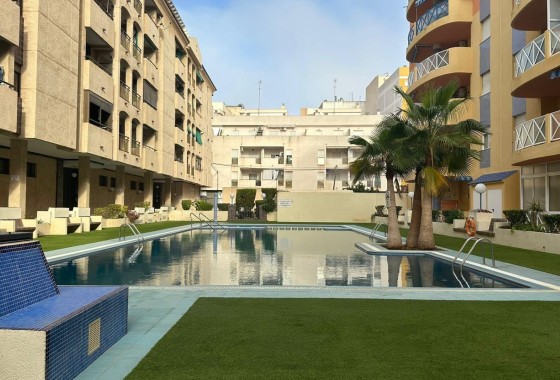 Herverkoop - Apartement Flat -
Torrevieja - Centro