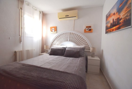 Herverkoop - Halfvrijstaande villa -
Orihuela Costa - Los Balcones