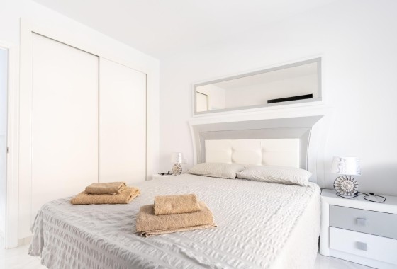 Venta - Casa de pueblo -
Torrevieja - Punta Prima